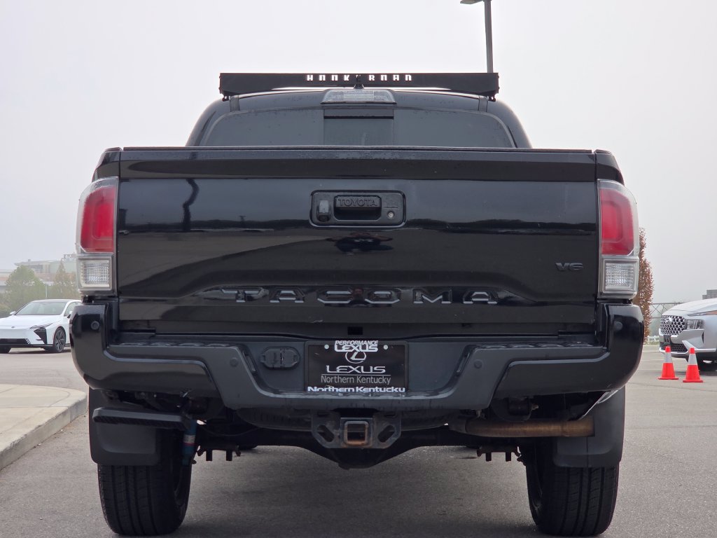 Used 2021 Toyota Tacoma TRD Sport w/ Technology Package AWD/4WD image 25