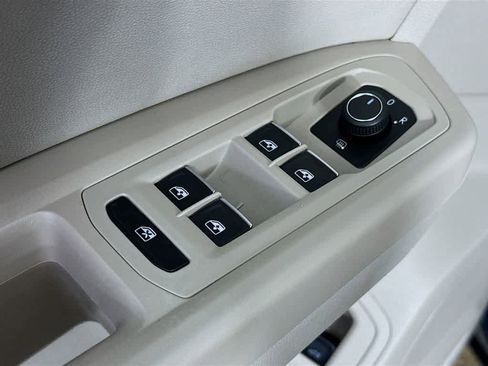 Used 2019 Volkswagen Atlas SEL R-Line image 29