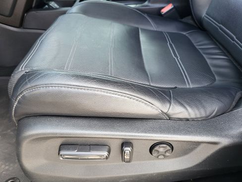 Used 2018 Honda CR-V Touring image 25