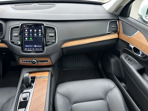Certified 2023 Volvo XC90 B5 Plus w/ Protection Package Premier AWD/4WD image 18