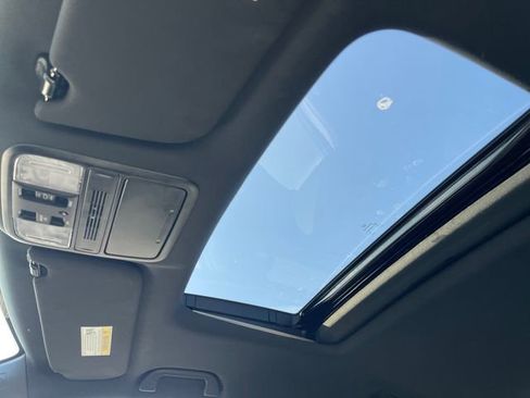 Used 2025 Honda Odyssey Sport-L image 19