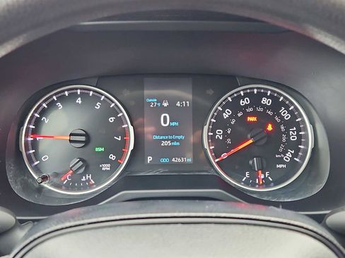 Used 2021 Toyota RAV4 LE image 26