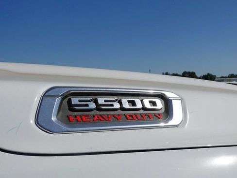 New 2025 RAM 5500 Tradesman AWD/4WD image 6