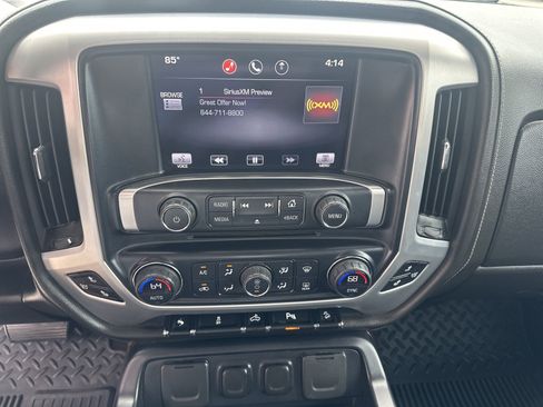 Used 2015 GMC Sierra 2500 SLT w/ Suspension Package, Off-Road AWD/4WD image 17
