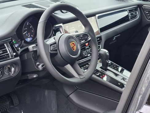New 2026 Porsche Macan AWD/4WD image 5