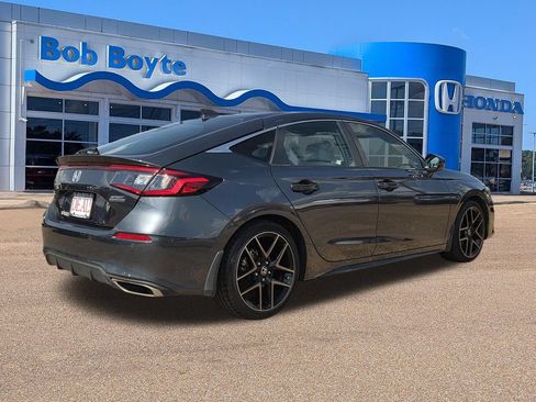 Used 2023 Honda Civic Sport Touring image 5