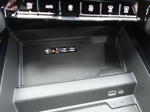 New 2026 Chevrolet Tahoe LT w/ Comfort Package image 18