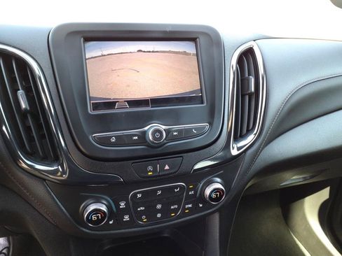 Used 2024 Chevrolet Equinox RS w/ LPO, Floor Liner Package image 10