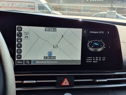 Used 2025 Hyundai Elantra SEL FWD image 8