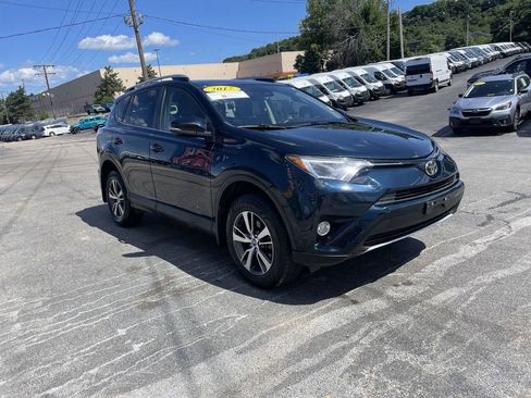 Used 2017 Toyota RAV4 XLE image 6