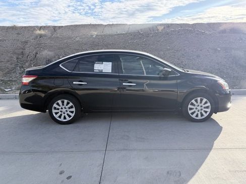 Used 2014 Nissan Sentra SV image 4