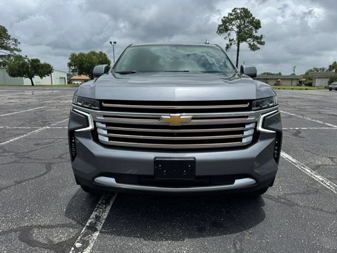 Used 2021 Chevrolet Suburban High Country AWD/4WD image 3