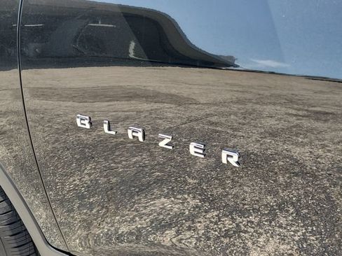 Used 2019 Chevrolet Blazer LT FWD image 6
