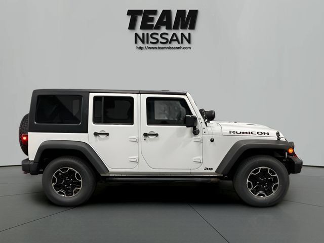 Used 2015 Jeep Wrangler Unlimited Rubicon AWD/4WD image 7