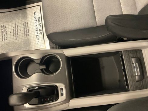 Used 2017 Honda Ridgeline RTS image 19
