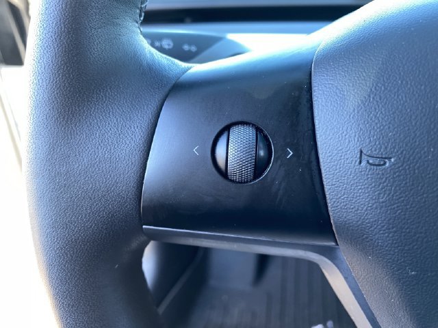 Used 2022 Tesla Model 3 Performance AWD/4WD image 33