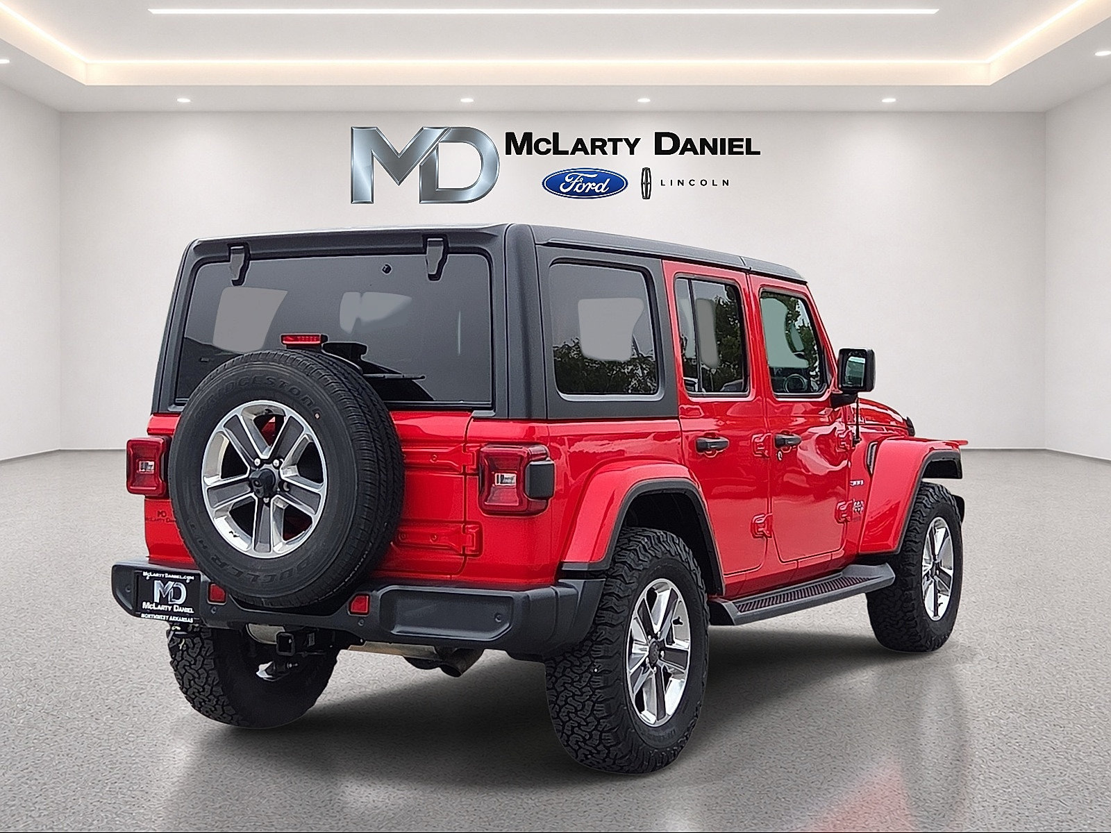 Used 2019 Jeep Wrangler Unlimited Sahara w/ Safety Group AWD/4WD image 5