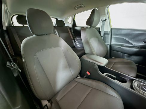 Used 2024 Hyundai Kona SEL FWD image 25