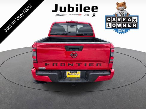 Used 2026 Nissan Frontier SV w/ All-Weather Content Package RWD image 3