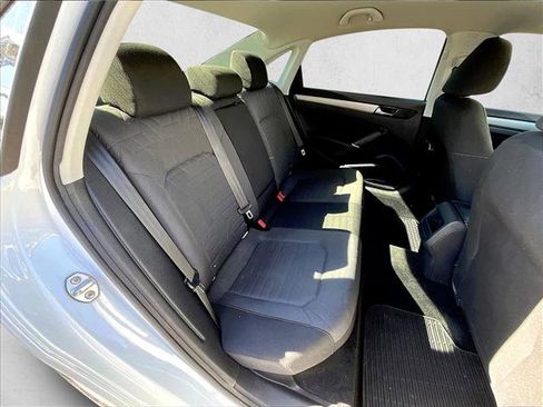 Used 2020 Volkswagen Passat 2.0T S image 29