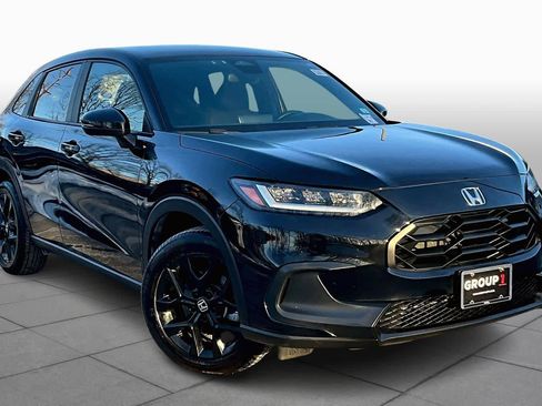 Used 2023 Honda HR-V Sport image 3