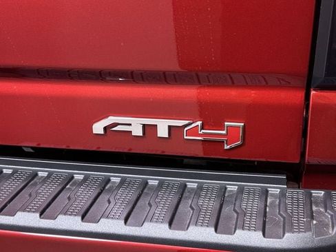 New 2026 GMC Sierra 2500 AT4 w/ AT4 Premium Plus Package AWD/4WD image 33
