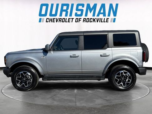 Used 2024 Ford Bronco Outer Banks AWD/4WD image 3