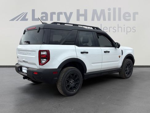 New 2026 Ford Bronco Sport Badlands image 5