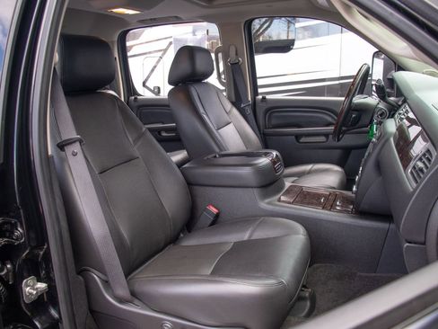 Used 2012 GMC Sierra 3500 Denali image 18