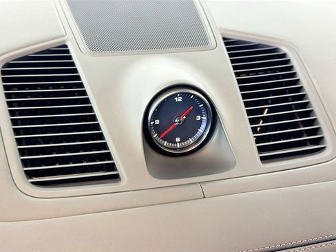 Certified 2023 Porsche Cayenne Turbo image 30