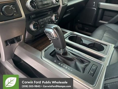 Used 2015 Ford F150 Platinum w/ Equipment Group 701A Luxury image 21