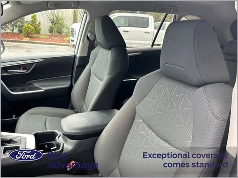 Used 2023 Toyota RAV4 XLE image 10