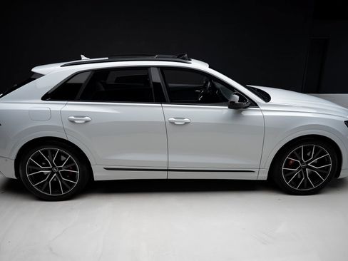 Used 2022 Audi SQ8 Premium Plus AWD/4WD image 35
