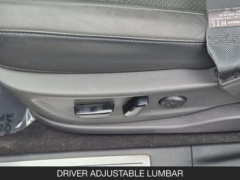 Used 2024 Nissan Ariya AWD image 15