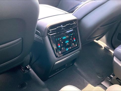 Certified 2026 Cadillac Escalade IQ Luxury 1 AWD/4WD image 10