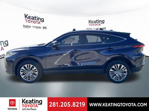 Certified 2024 Toyota Venza XLE image 8