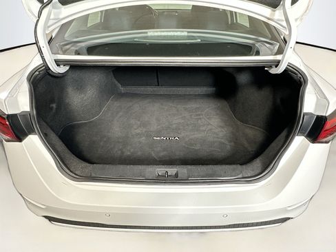 Used 2024 Nissan Sentra S FWD image 26