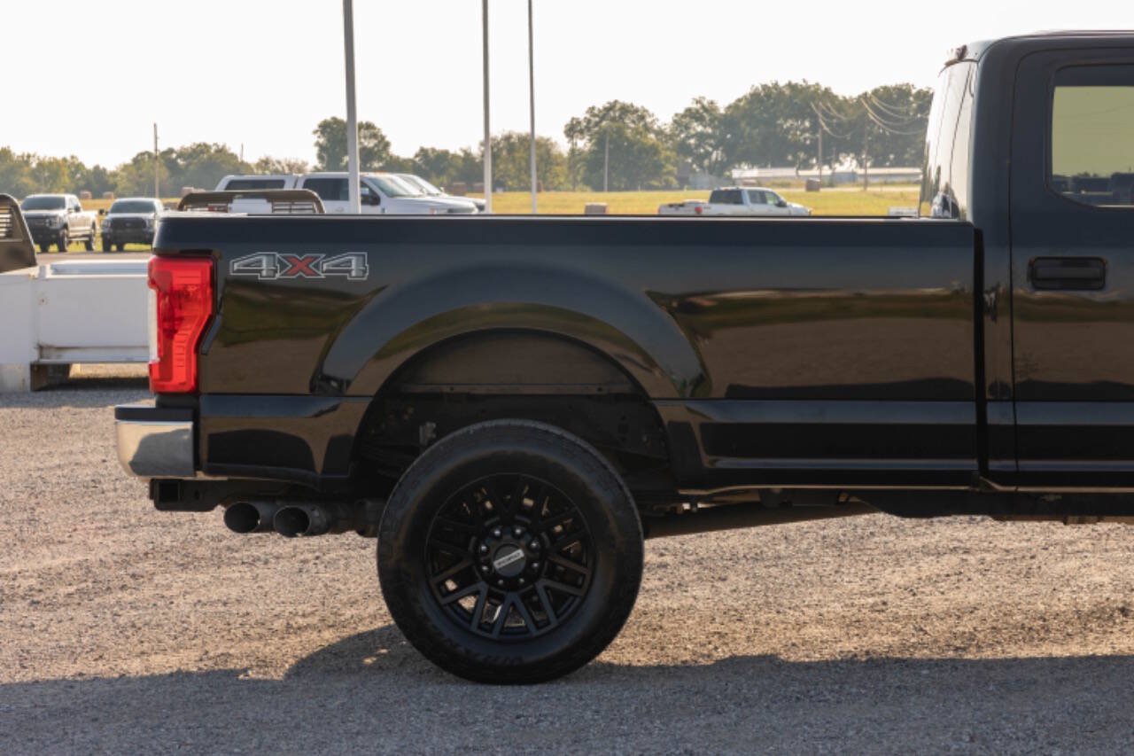Used 2019 Ford F350 XLT AWD/4WD image 12