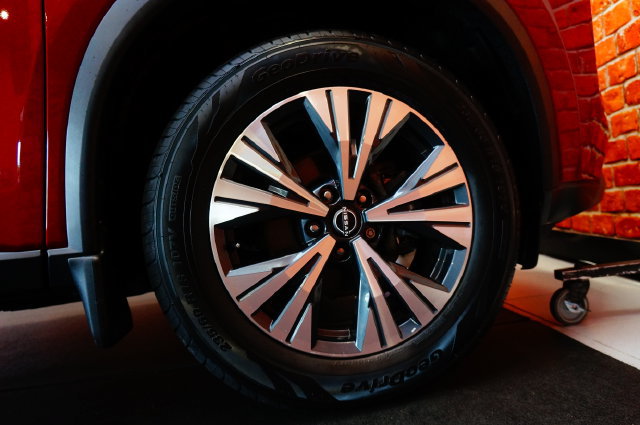 Certified 2023 Nissan Rogue SV AWD/4WD image 74