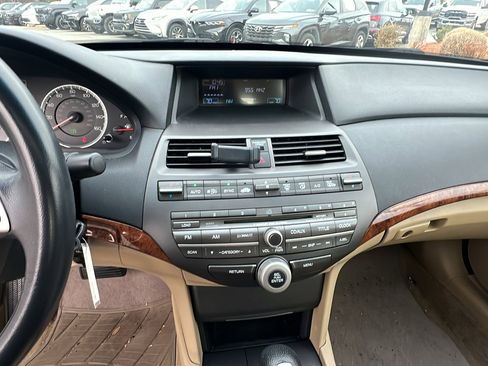 Used 2012 Honda Accord EX-L image 31