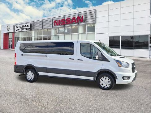 Used 2024 Ford Transit 350 XLT RWD image 3