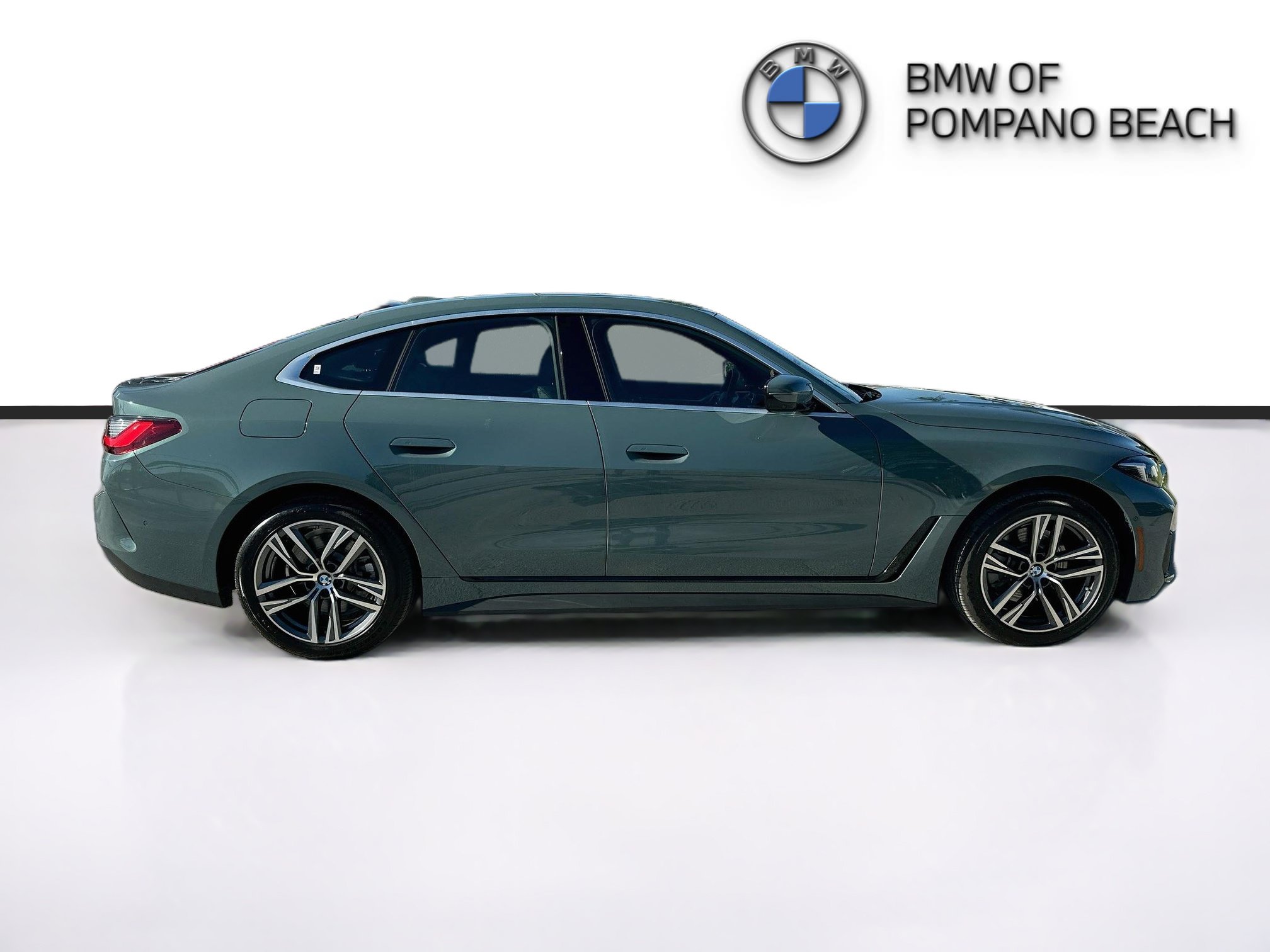 Used 2025 BMW 430i w/ Premium Package RWD image 8