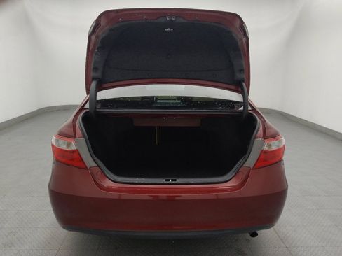 Used 2017 Toyota Camry LE image 29