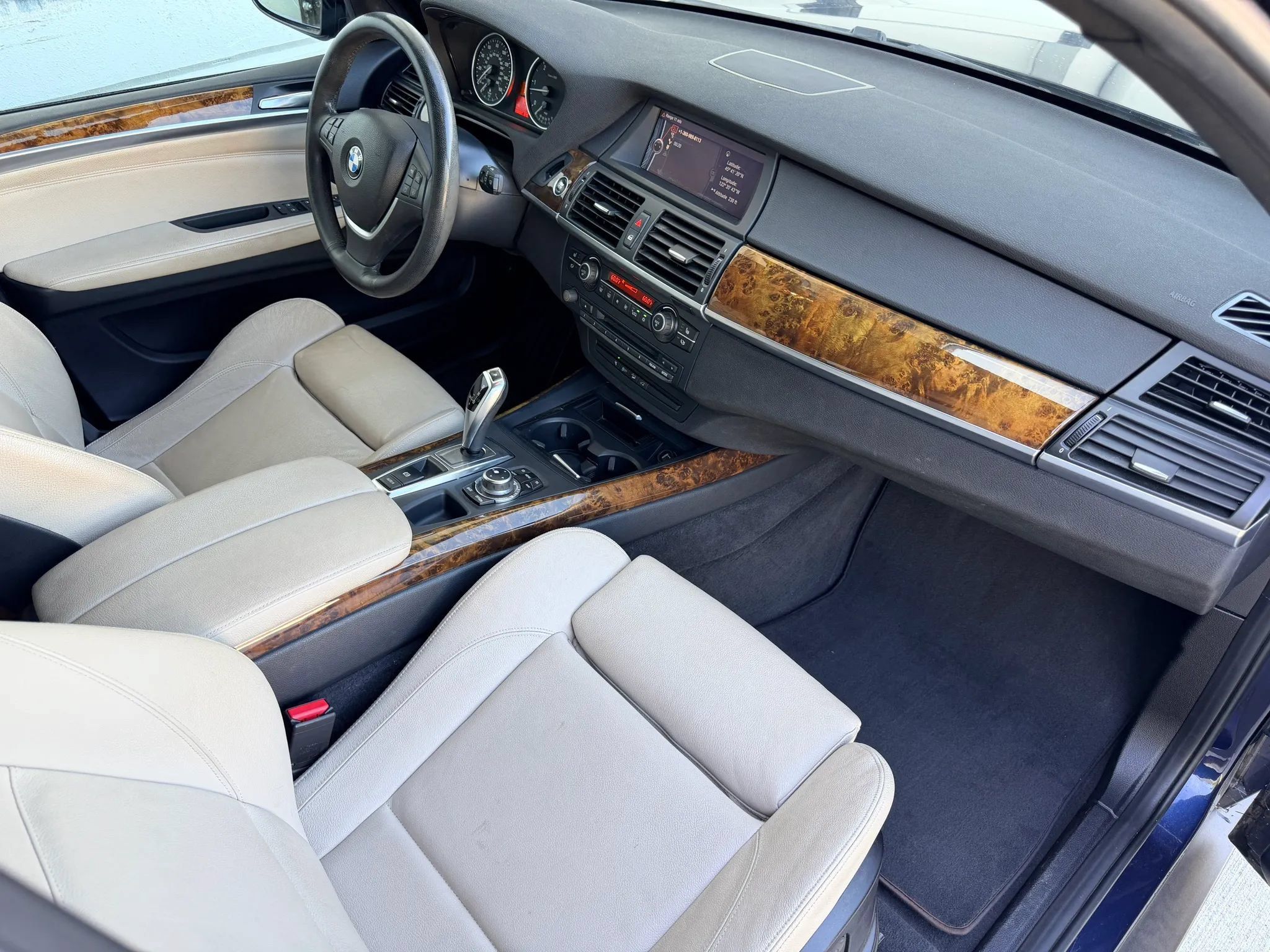 Used 2012 BMW X5 xDrive35d AWD/4WD image 16