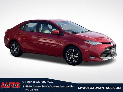 Used 2017 Toyota Corolla LE w/ LE Premium Package image 5