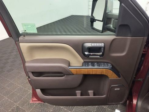 Used 2017 GMC Sierra 1500 SLT AWD/4WD image 17