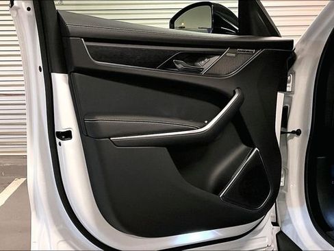 Certified 2025 Jaguar F-PACE R-Dynamic S image 24