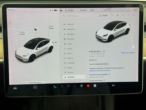 Used 2021 Tesla Model Y Long Range image 30