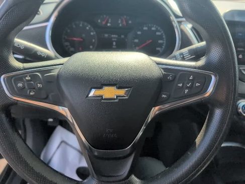 Used 2019 Chevrolet Malibu LT FWD image 21