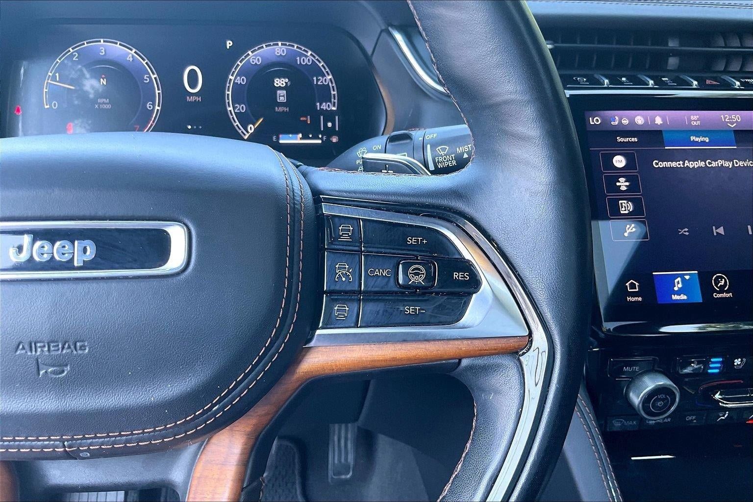 Used 2021 Jeep Grand Cherokee L Summit AWD/4WD image 20